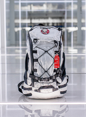 【Lii Gear官方】河豚炸弹 通勤户外多功能大容量双肩背包 登山包