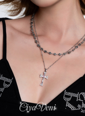 CIYAVENI玫瑰镶钻十字架甜酷项链