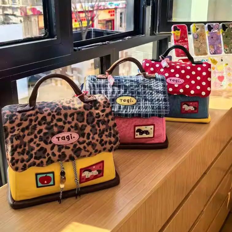 Tagi.《小马Magi》塔皮小房子皮质洗漱包大容量收纳包相机化妆包