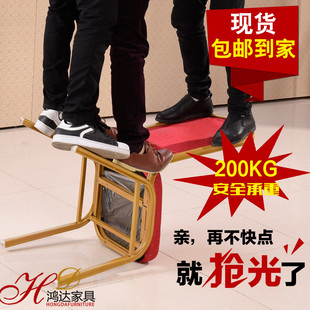 酒店椅子将军椅宴会椅婚庆皇冠贵宾椅会议培训椅红色软包饭店餐椅