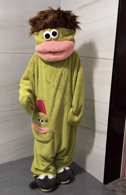 大嘴怪连体睡衣加厚保暖珊瑚绒家居服冬毛绒搞怪睡袍情侣睡衣