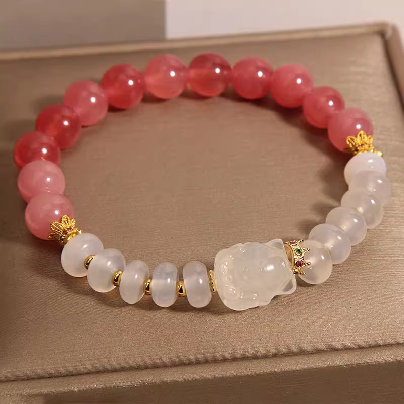 天然粉玉水晶手链女轻奢小众精致白玛瑙算盘珠狐狸手串送女友礼物图片