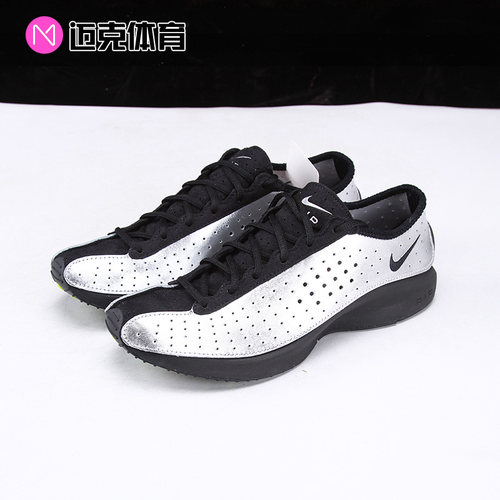Nike女款低帮休闲跑步鞋