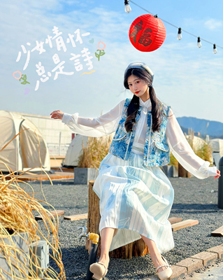 地澈天清春款提花短比甲套装清新