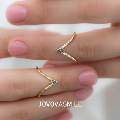 V形灰色莫桑石戒指18k黄金叠戴戒