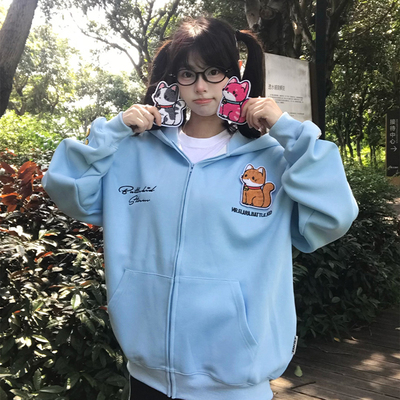 文文不乖原创美式刺绣小猫魔术贴连帽卫衣女秋冬宽松慵懒上衣外套