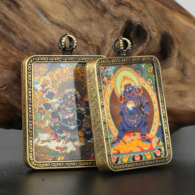 纯铜不掉色嘎乌盒唐卡吊坠