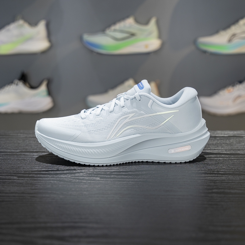 李宁越影5反光缓震保护跑鞋女款2025冬季新款专业运动比赛跑步鞋