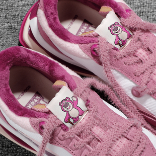 李宁运动鞋女款2024冬季新款草莓熊回弹经典休闲鞋老爹鞋AGCT250