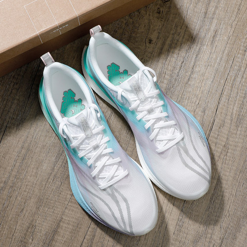 李宁赤兔8PRO反光丝轻量高回弹跑鞋男2025秋冬新款比赛竞速跑步鞋