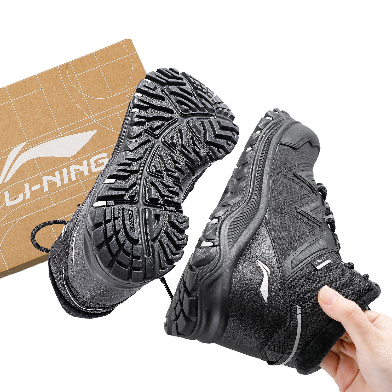 李宁加厚户外休闲鞋男款革面高帮冬季新款保暖缓震防滑运动鞋男鞋