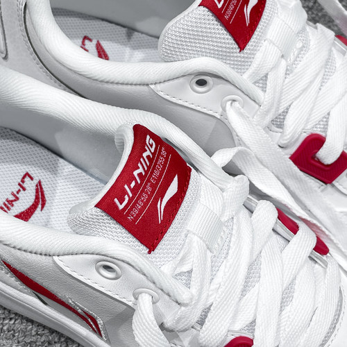 李宁男鞋板鞋男款2024秋季新款软弹时尚百搭低帮厚底运动鞋休闲鞋