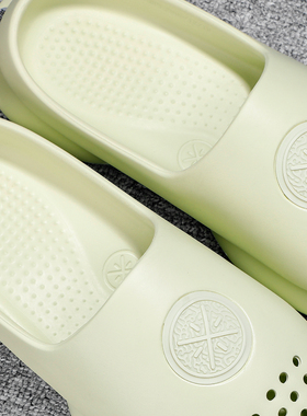 李宁韦德拖鞋男2025新款反光轻量䨻科技防臭篮球场下凉拖ABTU003