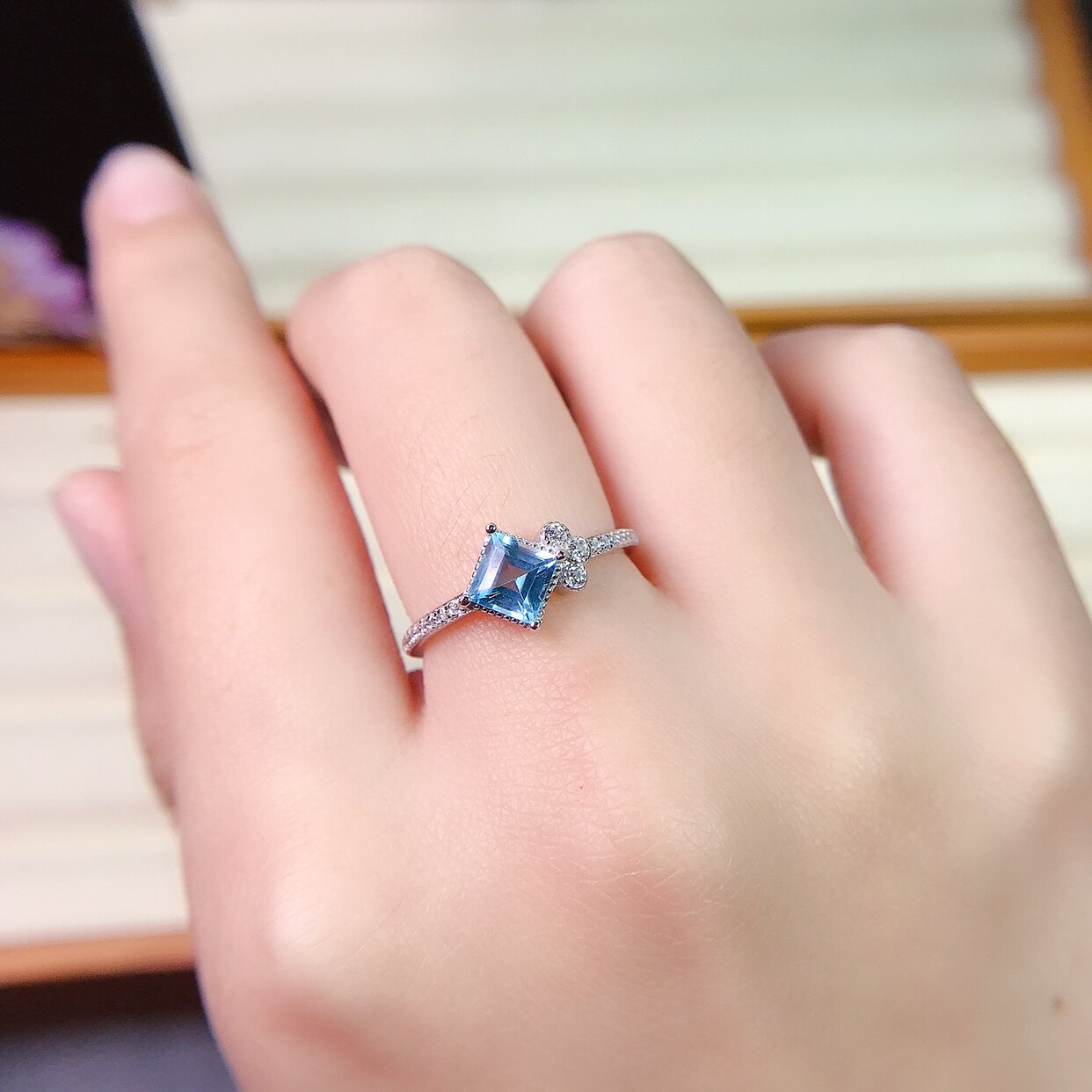 天然托帕石戒指女S925银镀18k金个性时尚简约方形活口指环韩版