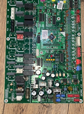 格力第四代多联机空调电脑板30220025 WZCB31主板GRZW6E 30220054