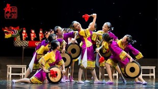 小荷风采新打龙船舞蹈道具演出服儿童舞蹈服赛龙舟表演服舞台服锣