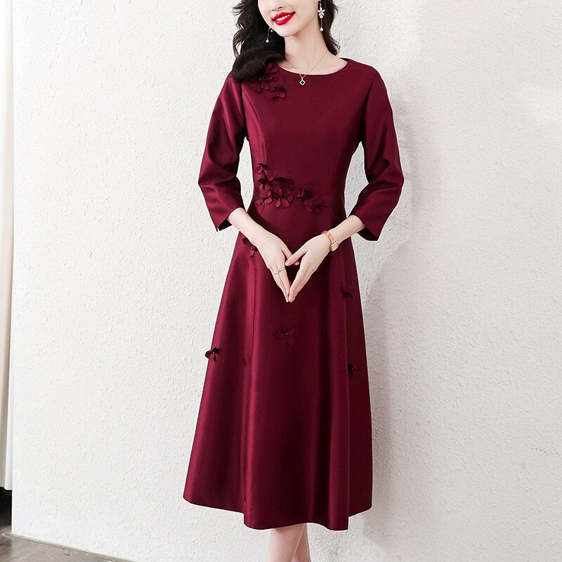 高端年轻妈妈婚宴装2026新款春秋高级感丈母娘结婚喜婆婆婚宴礼服