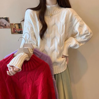 慵懒风短款粗毛线麻花半高领毛衣