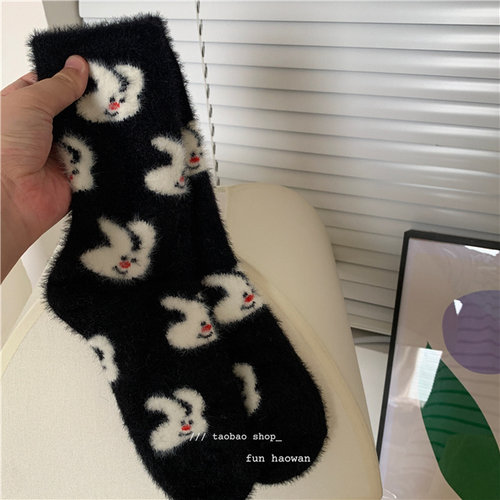 黑色小兔子/小蘑菇毛绒绒的袜子