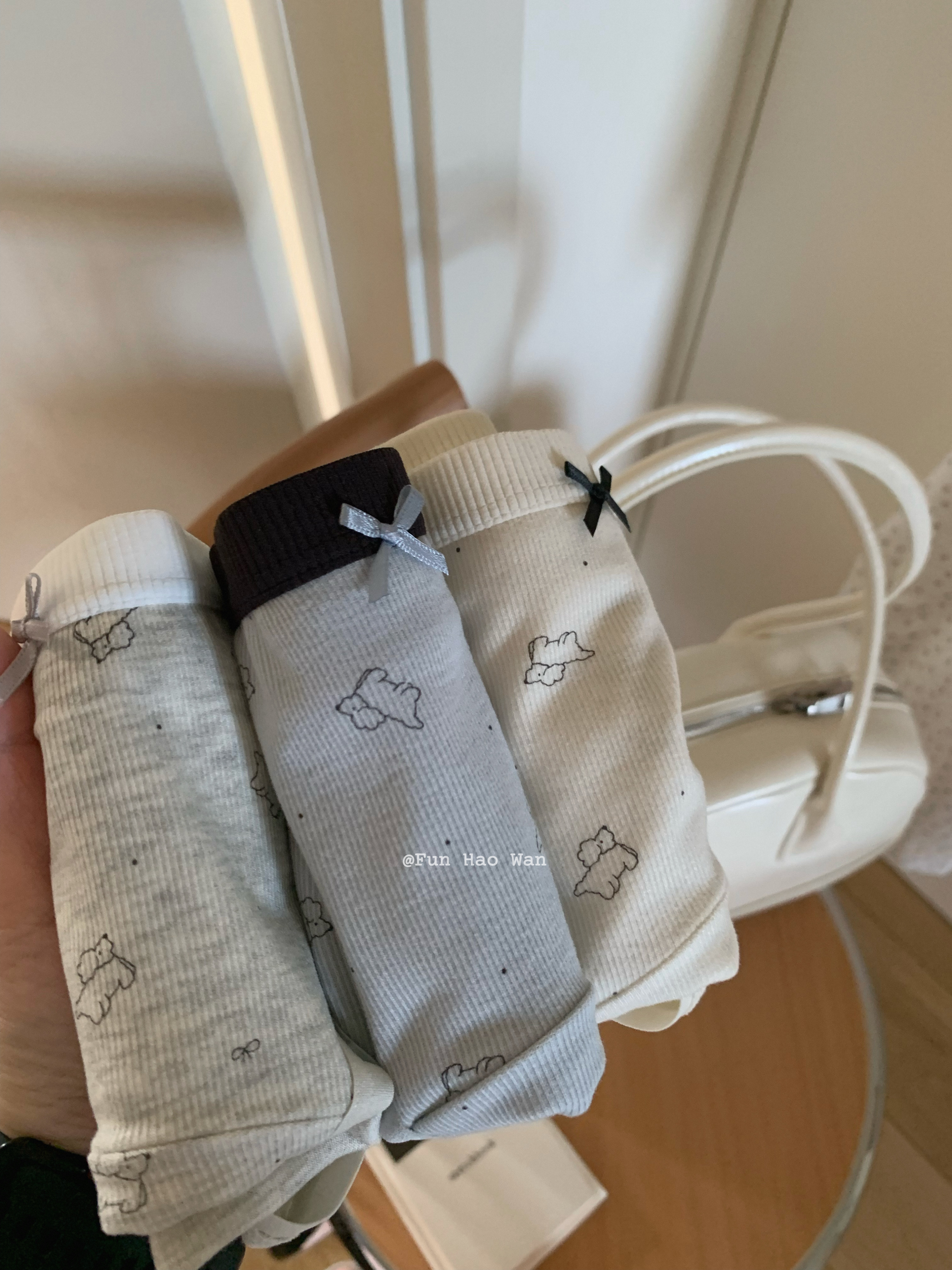 软糯糯小狗～可爱软软  奶fufu的磨毛内裤女 中腰包臀棉质裆