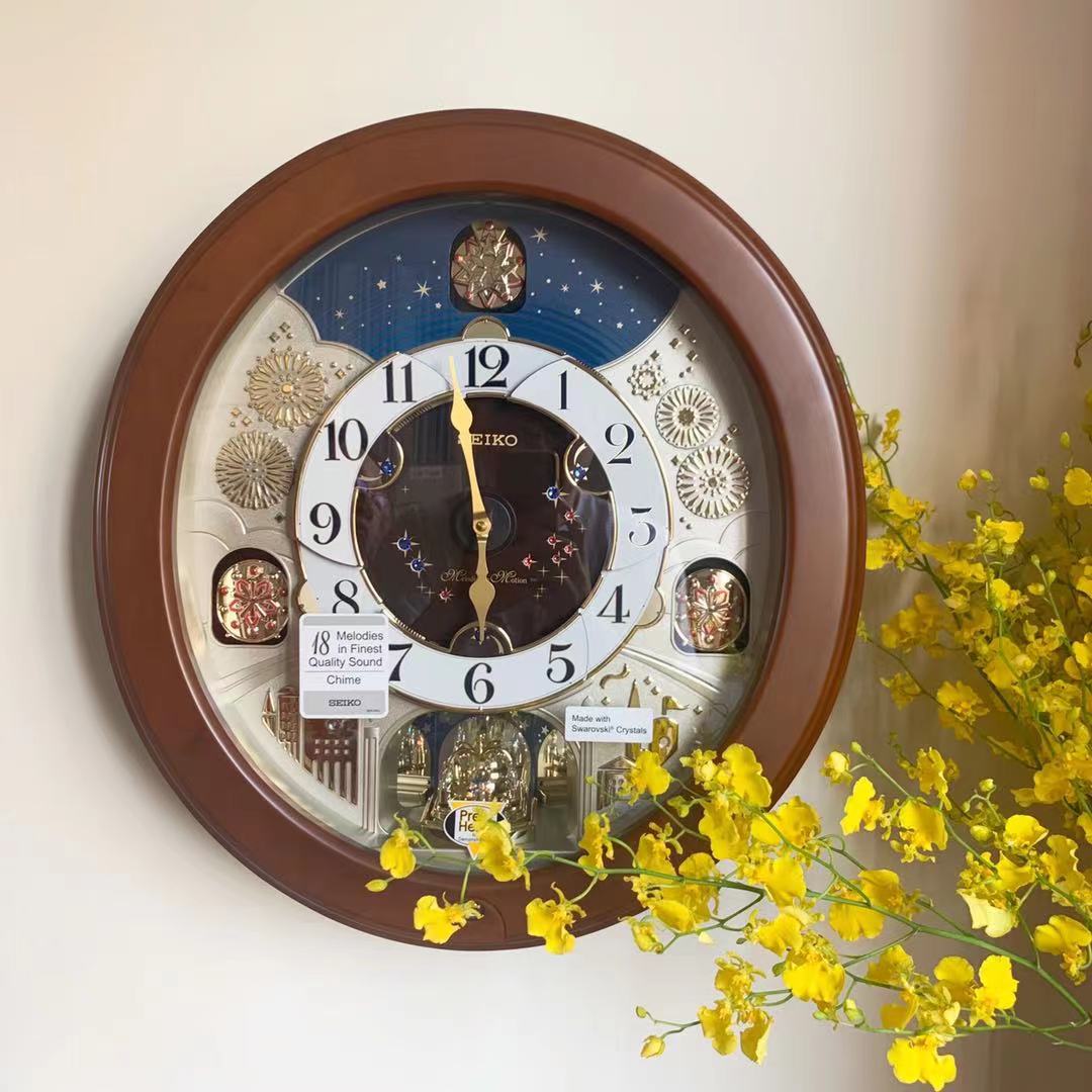 SEIKO日本实木水晶黑金客厅挂钟