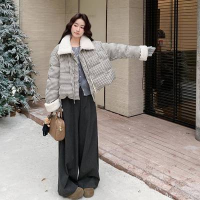 黑白格暖子复风羊羔毛拼接羽绒服女冬古季新款加厚D152-50防风保