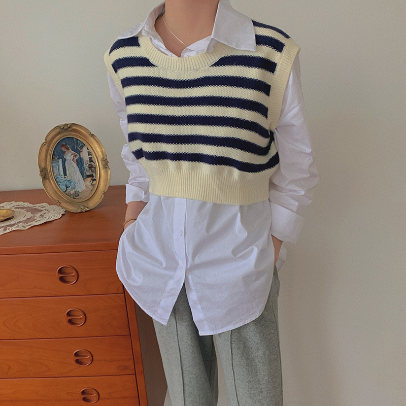 Real price striped casual V-neck Vintage knitted vest