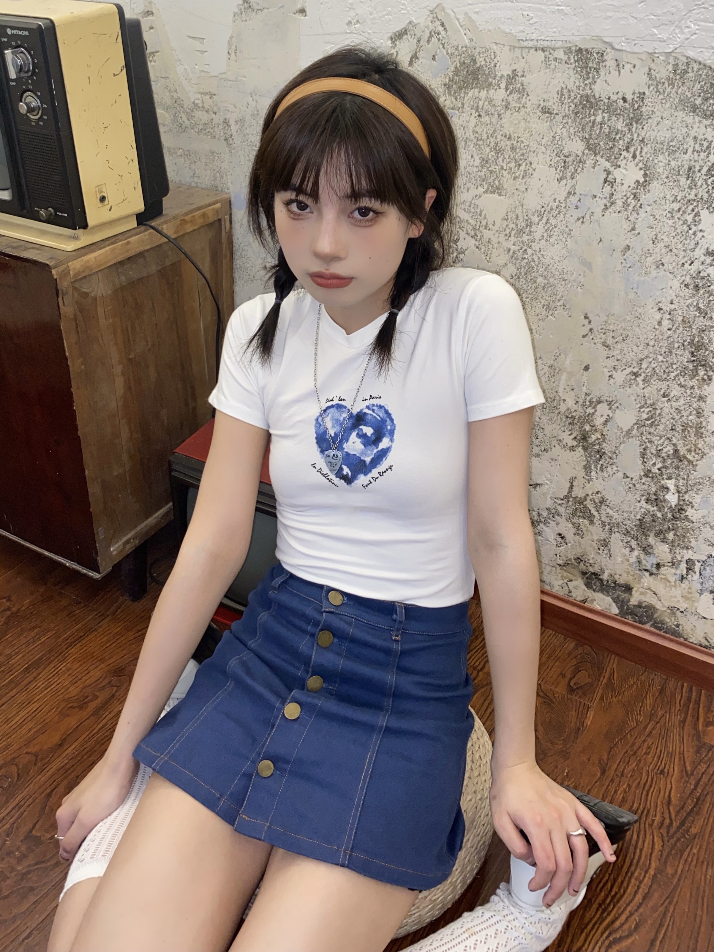 Real price blue love round neck slim white short sleeve T-shirt