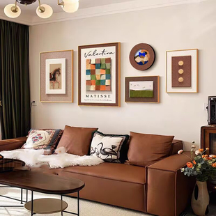 法式中古风客厅装饰画高级艺术组合壁画多巴胺复古沙发背景墙挂画