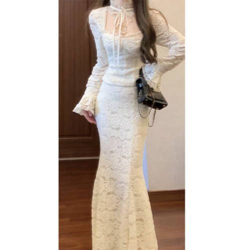 蕾丝上衣鱼尾包臀半身长裙两件套