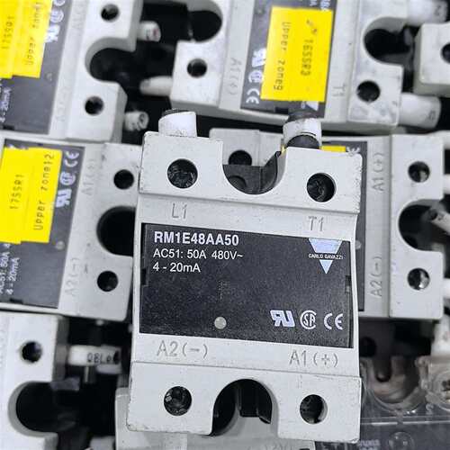 可维修正品继电器RM1E48AA50议价