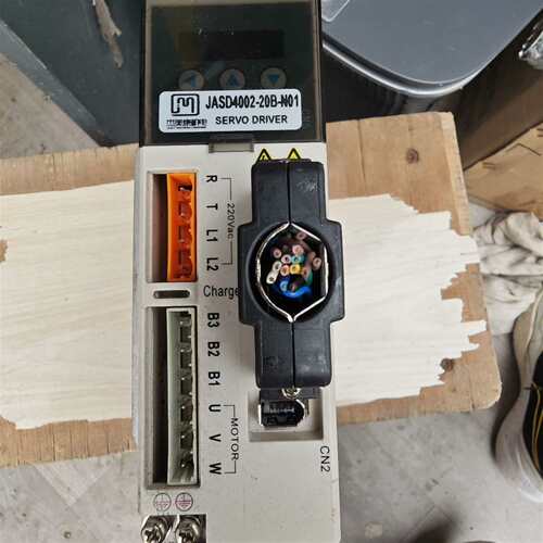 可维修伺服驱动器JASD4002-20B-N01，400W，议价