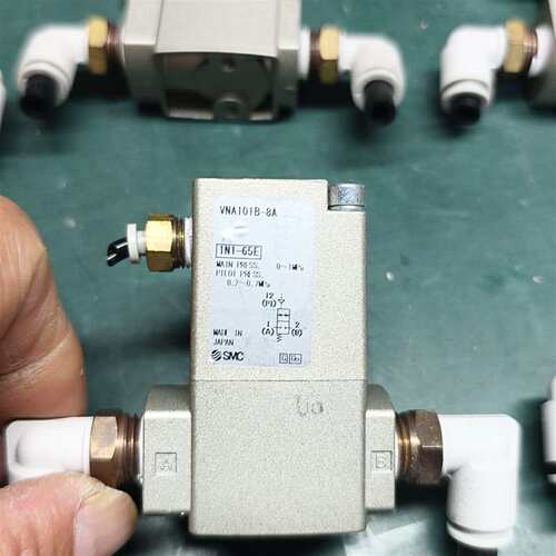 可维修气控阀 VNA101B-8A   成色还可以 功能议价