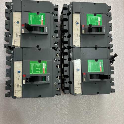 可维修CVS250F塑壳断路器，4P200A/250A，实物议价