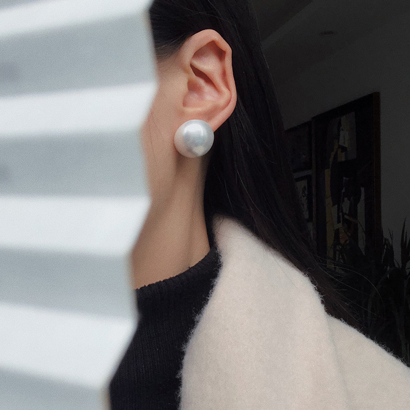 金智秀同款圆形珍珠耳环