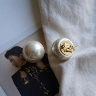 耳边铛224珠光奶白色大颗球形珍珠耳环几何圆形复古高级耳钉耳饰