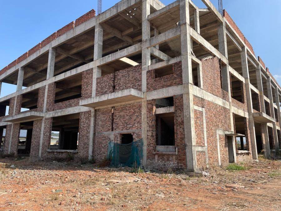 2月8日赣州厂房及一宗工业用地及土地上建筑物、苗木网络拍卖公告