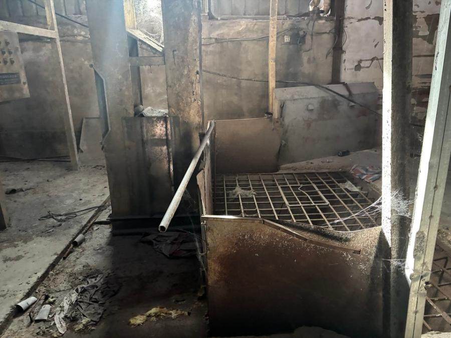 1月14日上饶谷王烘干机14台、4吨型锅炉1套、烘干机辅助设备1套【U型传送带、平板传送带、提升机1台、谷物清理机1台】及14台烘干机、4吨型锅炉的其他相关配套设备（包括但不限于管