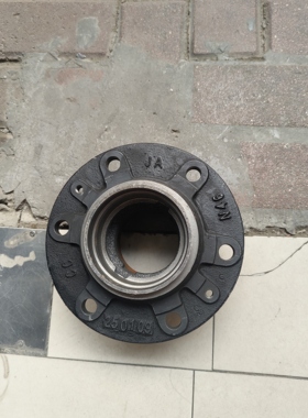 适用于金杯鑫源T5LEV新能源后轮轮毂轴轴头壳