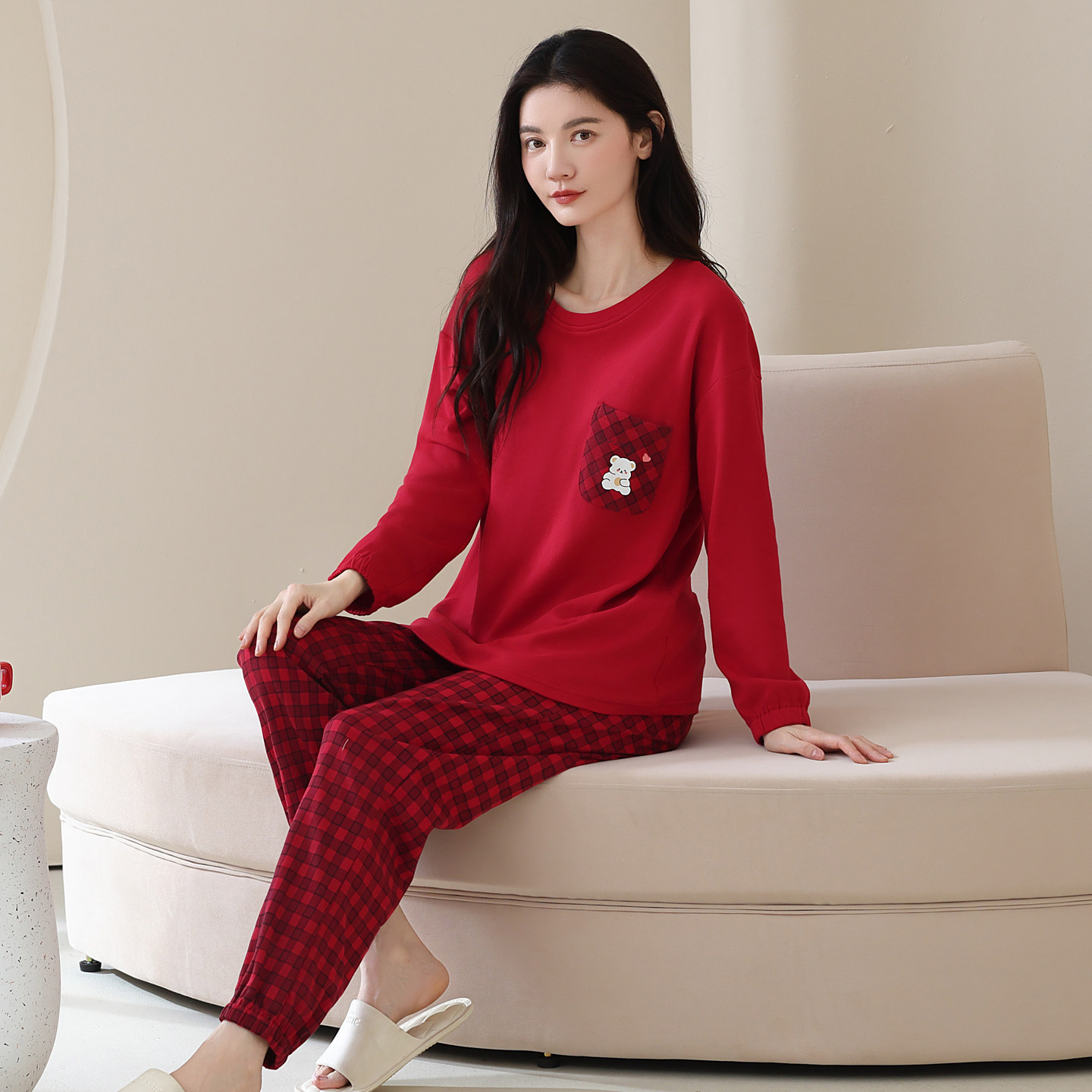 红色小熊口袋长袖睡衣女