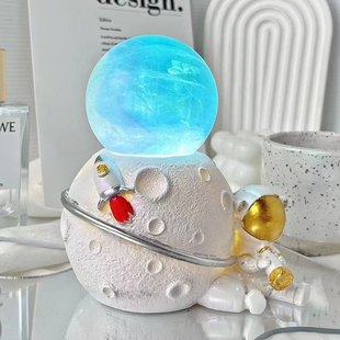 太空人树脂工艺品宇航员USB接头系列水晶球底座创意家居摆件