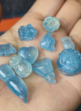 天然海蓝宝四叶草小花雕刻件
