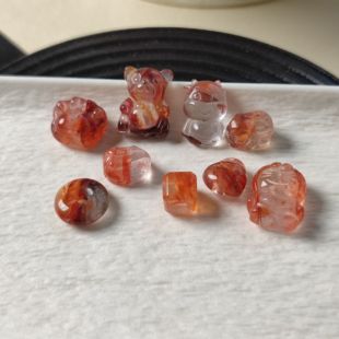 天然水晶红胶花雕刻貔貅兔子平安扣爱心小熊方糖配饰散珠手串