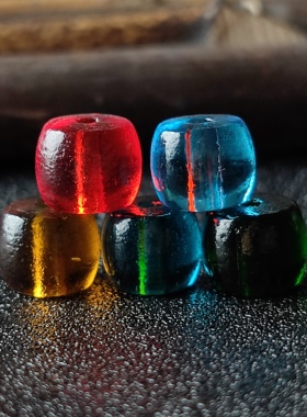 文玩古珠尼泊尔回流老气包浆蓝色红色琉璃老型冰透珠子10*8mm左右