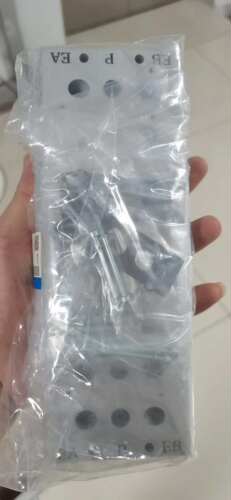 SMC全新原装正品VV5FS2-20-081-03汇流板欢迎咨购买