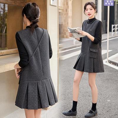 内搭背心裙穿搭两件套