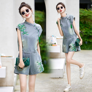 新中式国风女装2025新款牛仔短裤套装女夏季小个子复古刺绣两件套