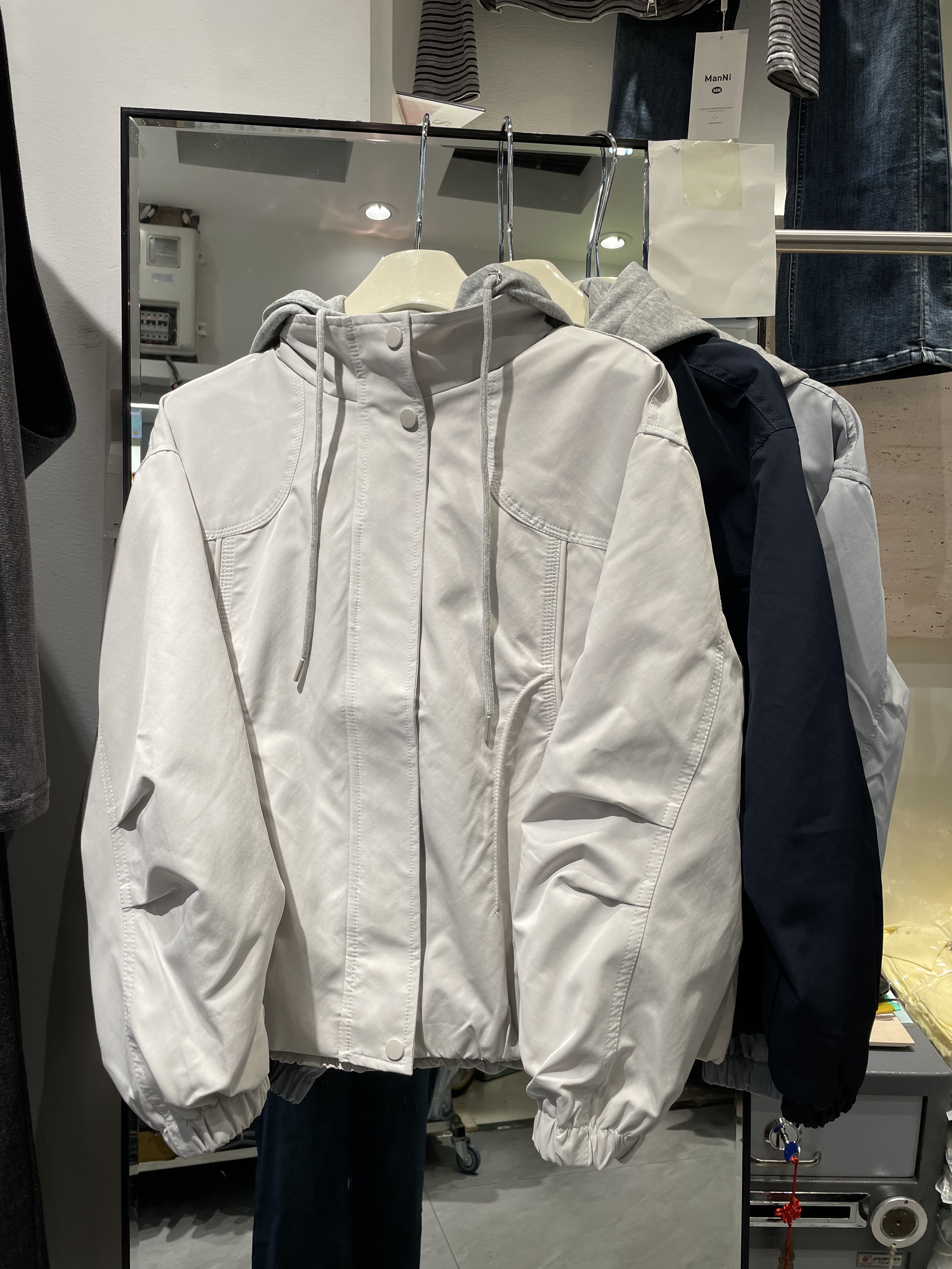 迷思妮88637秋新款韩版设计感假两件连帽宽松休闲百搭女短款外套