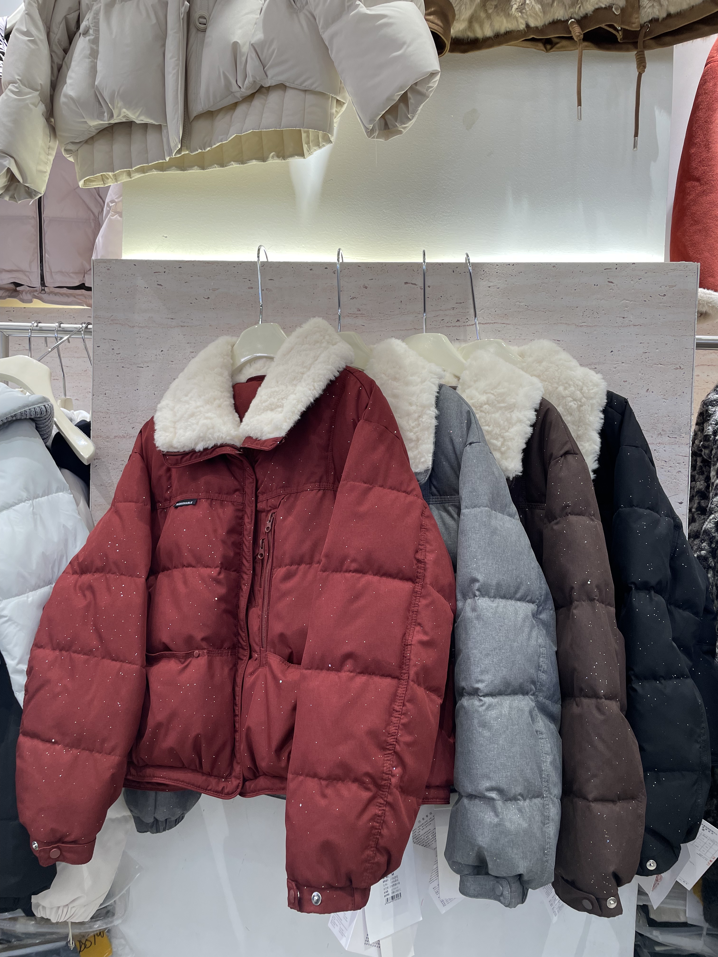 曼妮8835冬韩版宽松休闲百搭羊羔毛翻领女云绒服短款加厚女外套