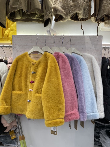 米兰貂8806冬短款皮毛一体外套女小个子宽松加厚毛毛仿水貂毛上衣